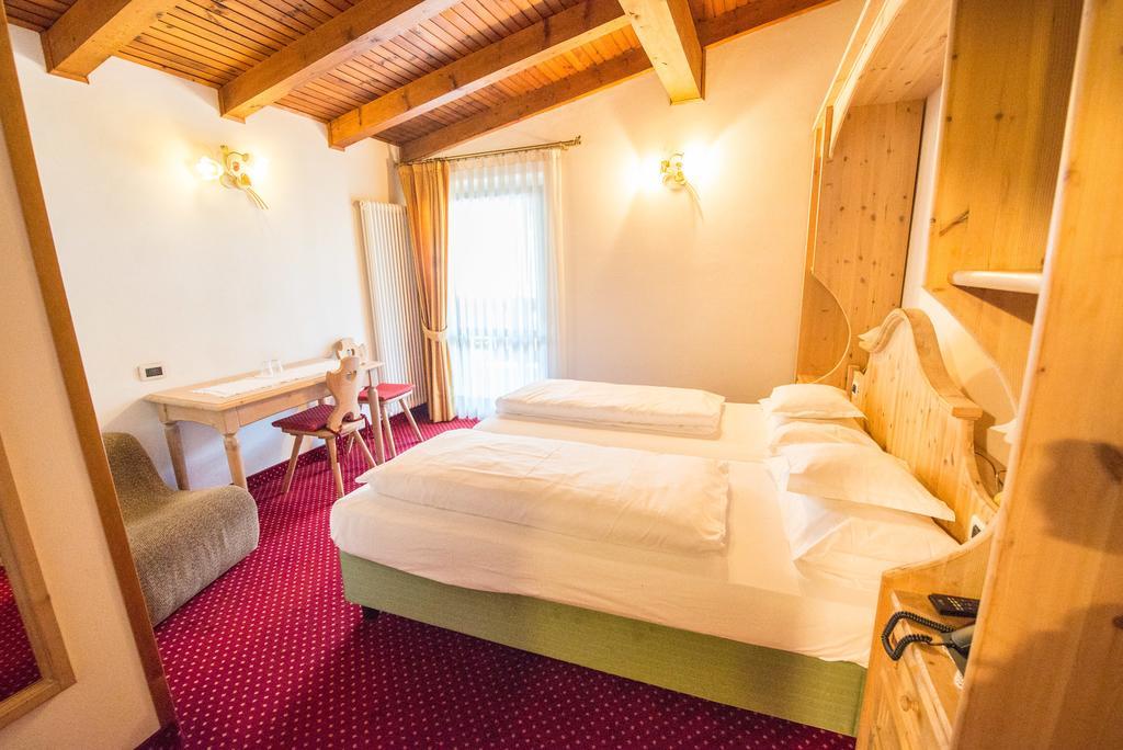 Hotel Garni Norma Madonna Dış mekan fotoğraf