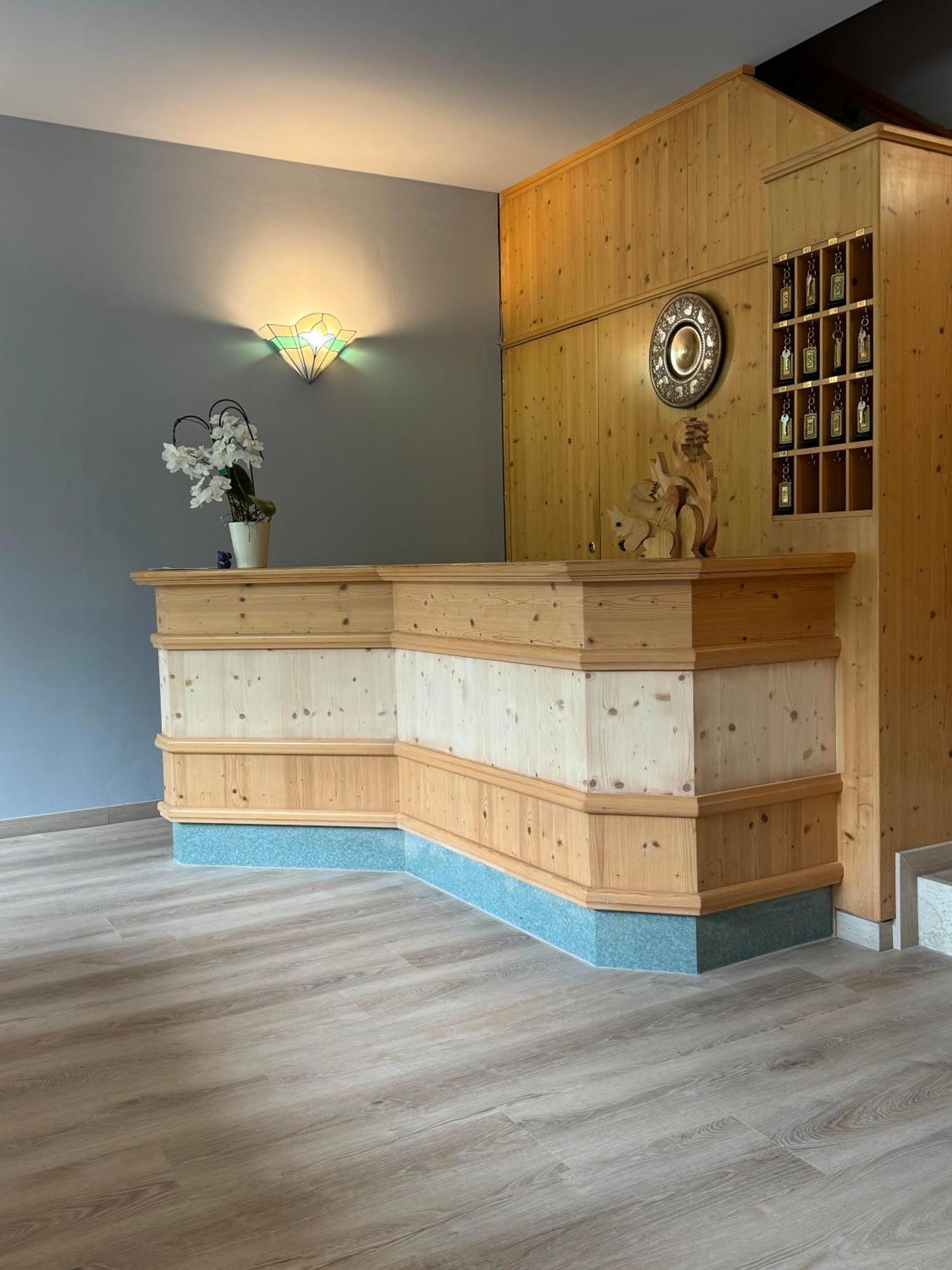 Hotel Garni Norma Madonna Dış mekan fotoğraf